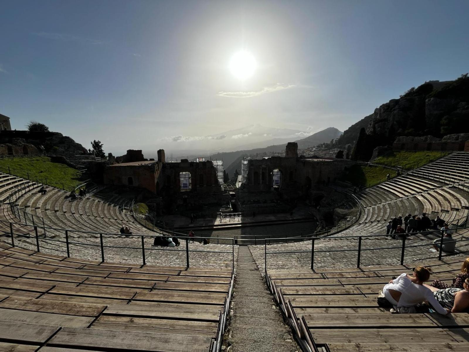 Al Teatro Antico Rooms & House Taormina Exterior photo