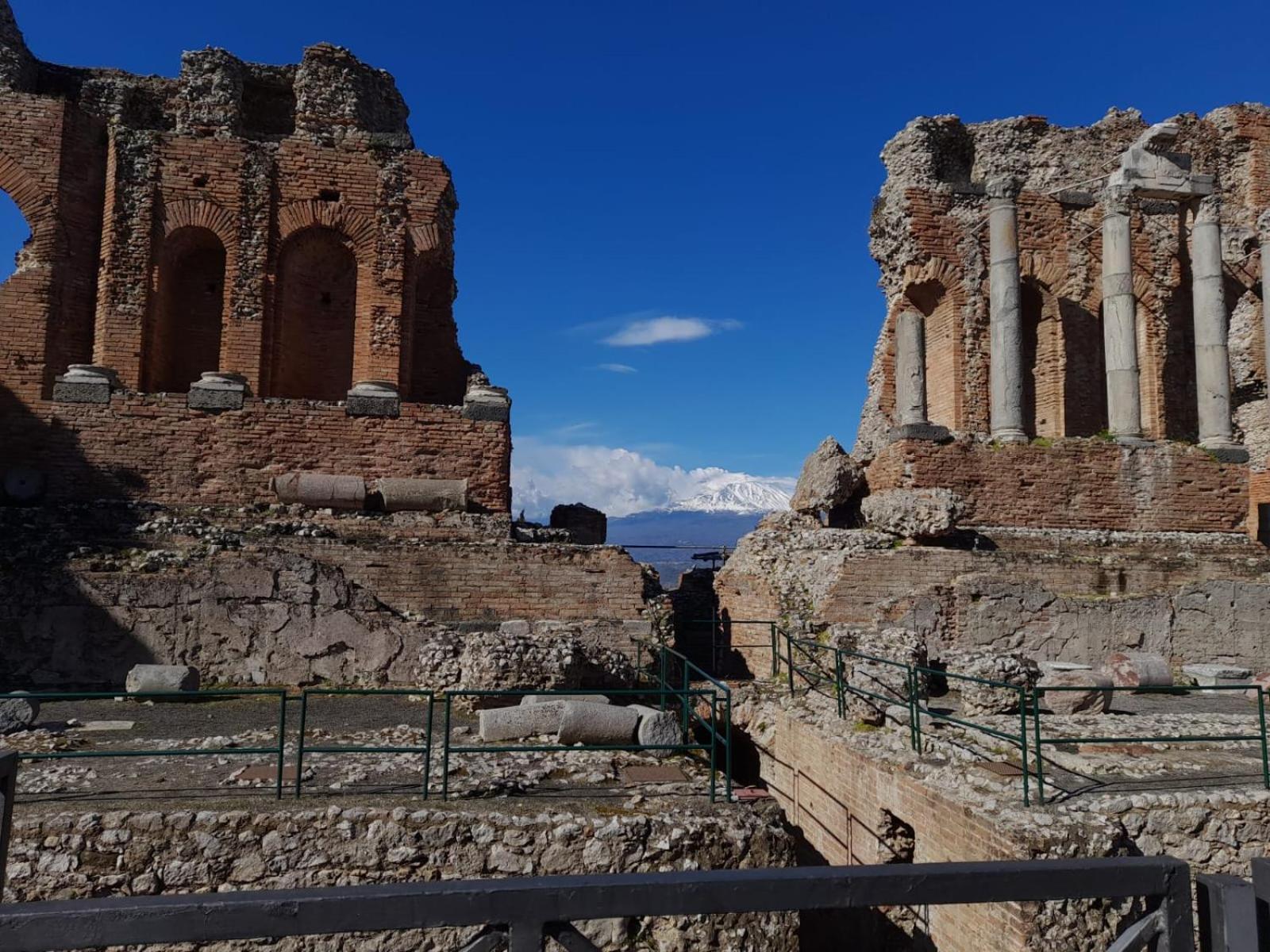 Al Teatro Antico Rooms & House Taormina Exterior photo